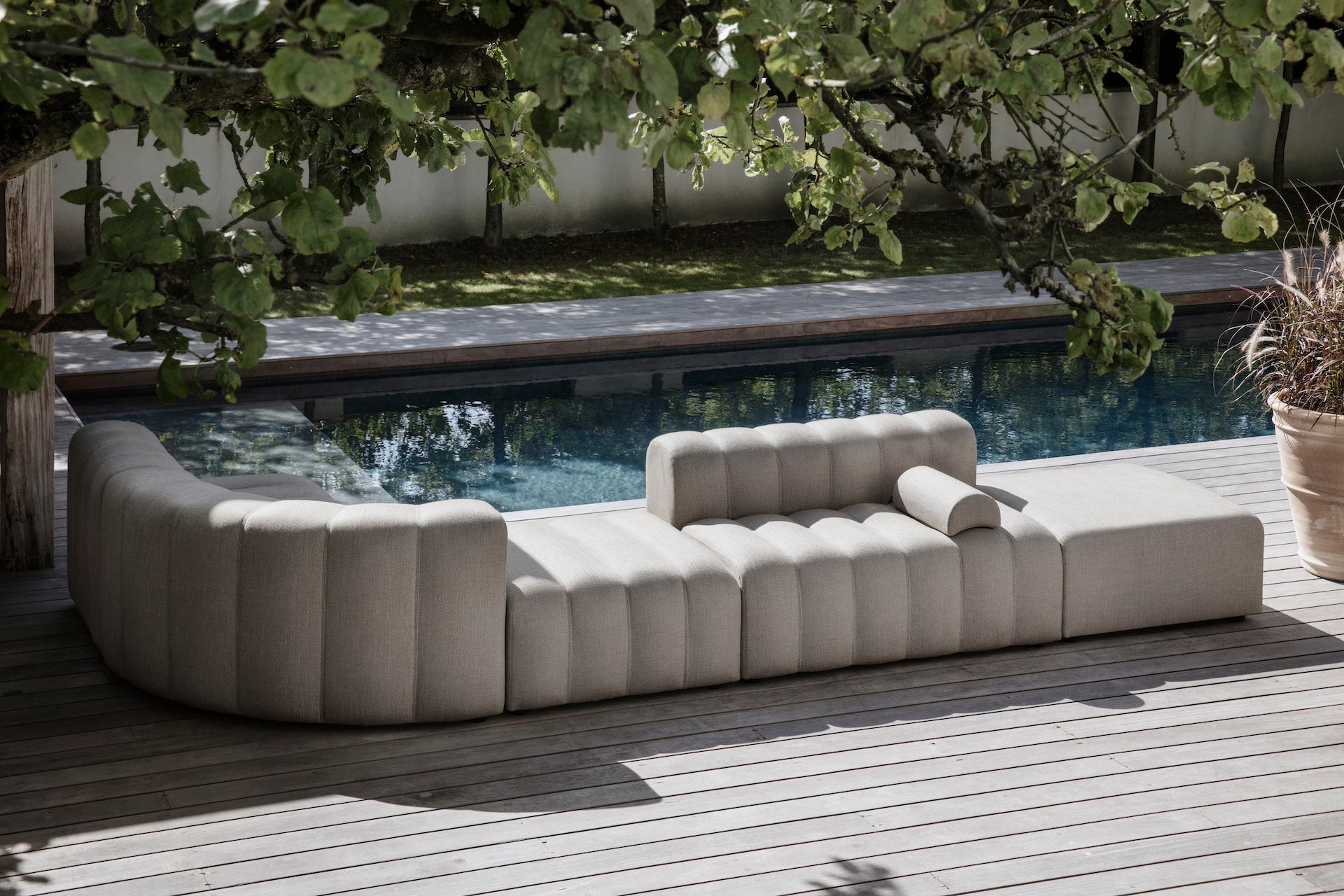 STUDIO ARMREST | OUTDOOR