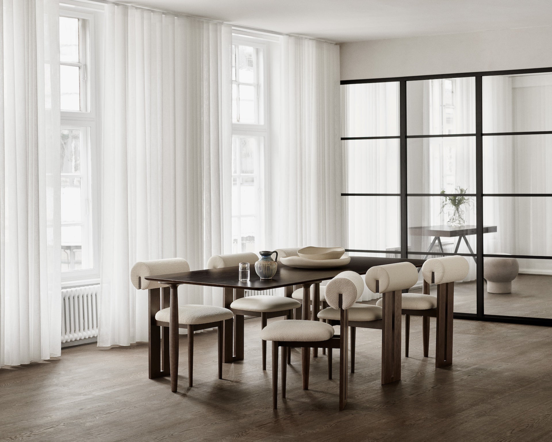 Oku Dining Table