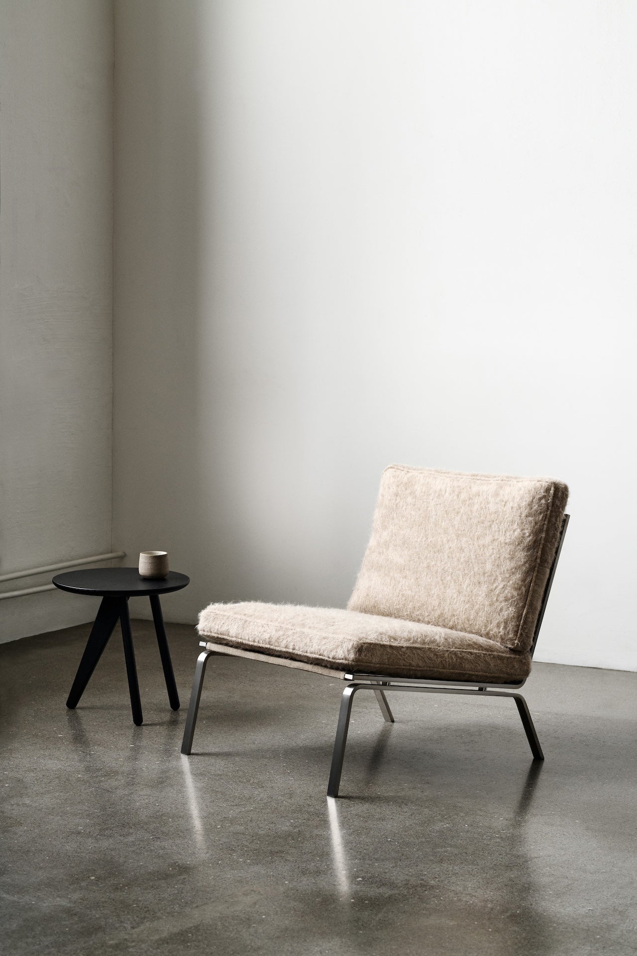 Man Lounge Chair