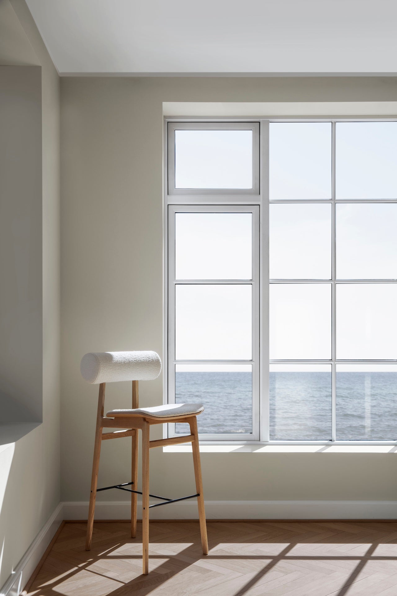 Totem Bar Chair | Fabric