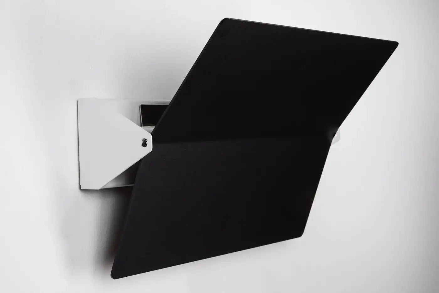 Applique à Volet Pivotant Plie- Black