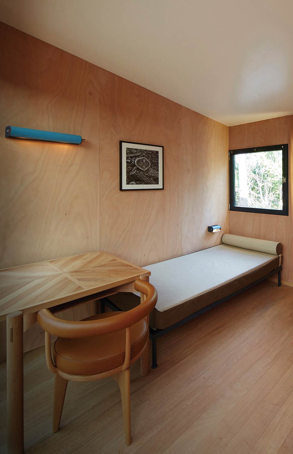 Applique Cylindrique Longue - White