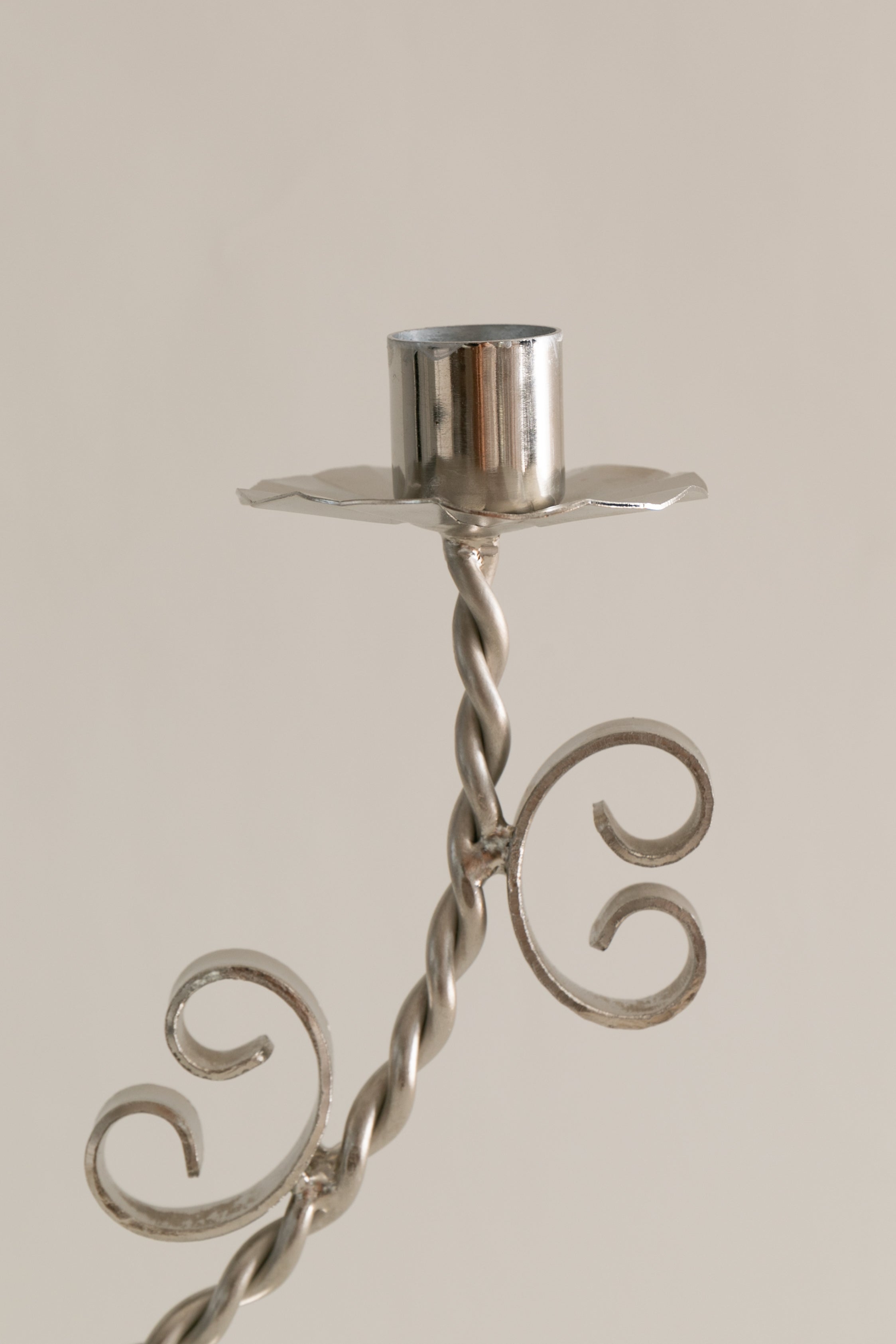 TWIST CANDLEHOLDER