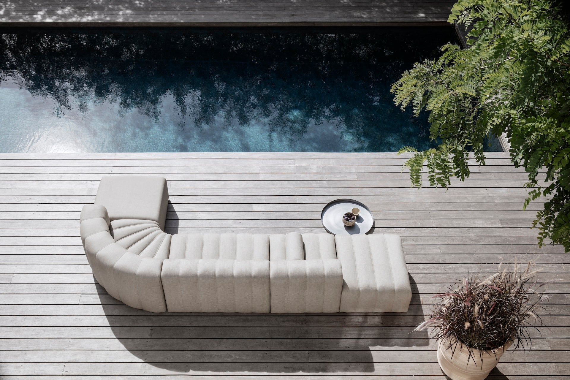 STUDIO CURVE | OUTDOOR
