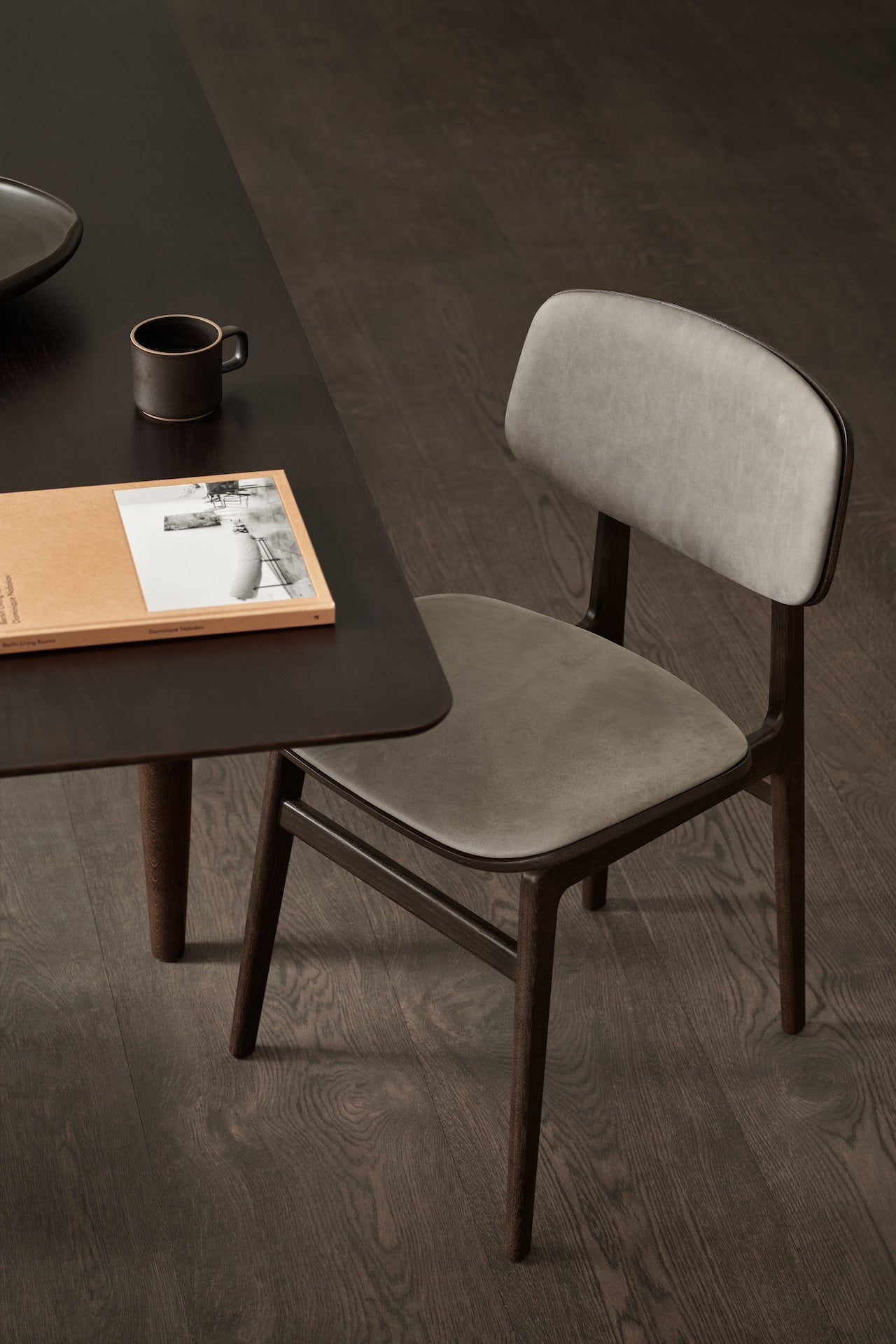 NY11 Chair | Front Upholstery | Leather