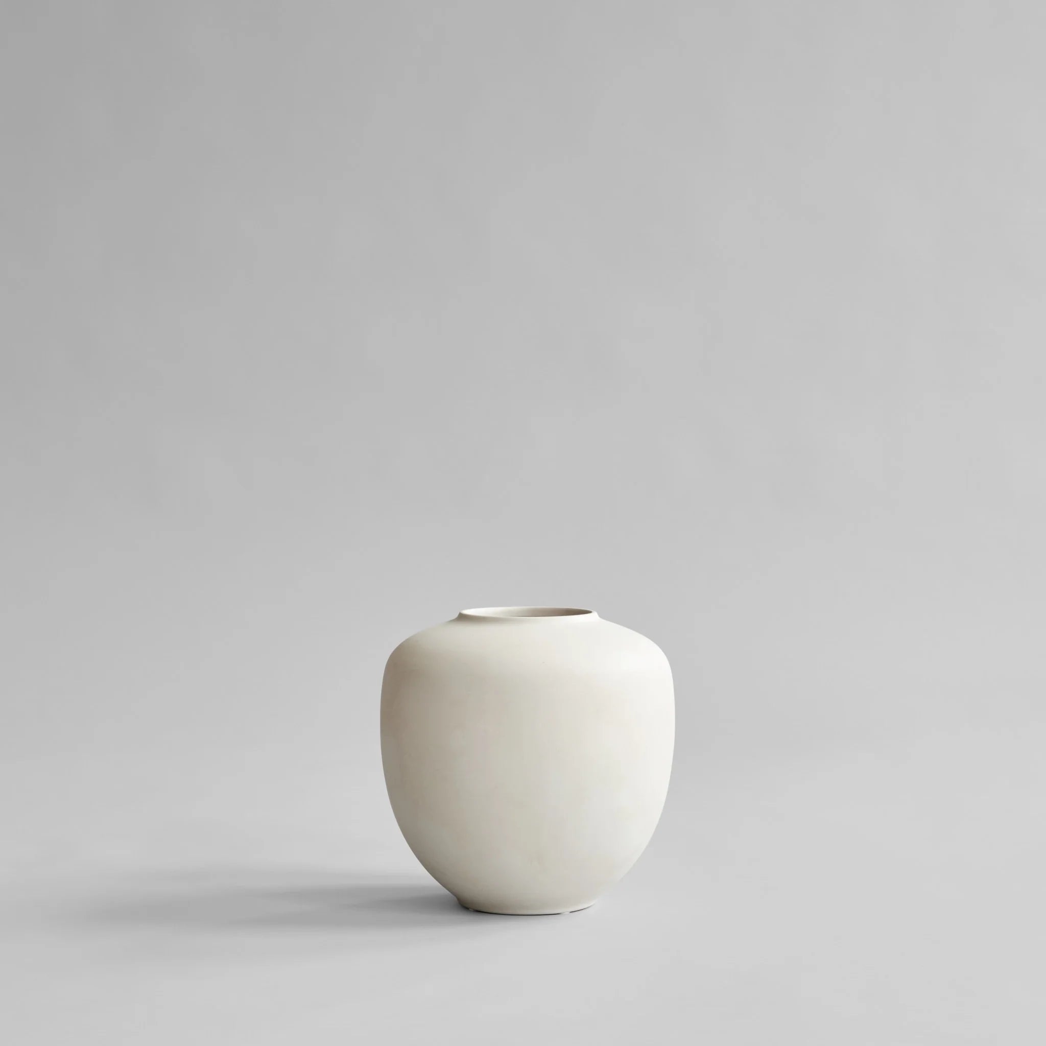 Sunao Vase, Medio - Birch