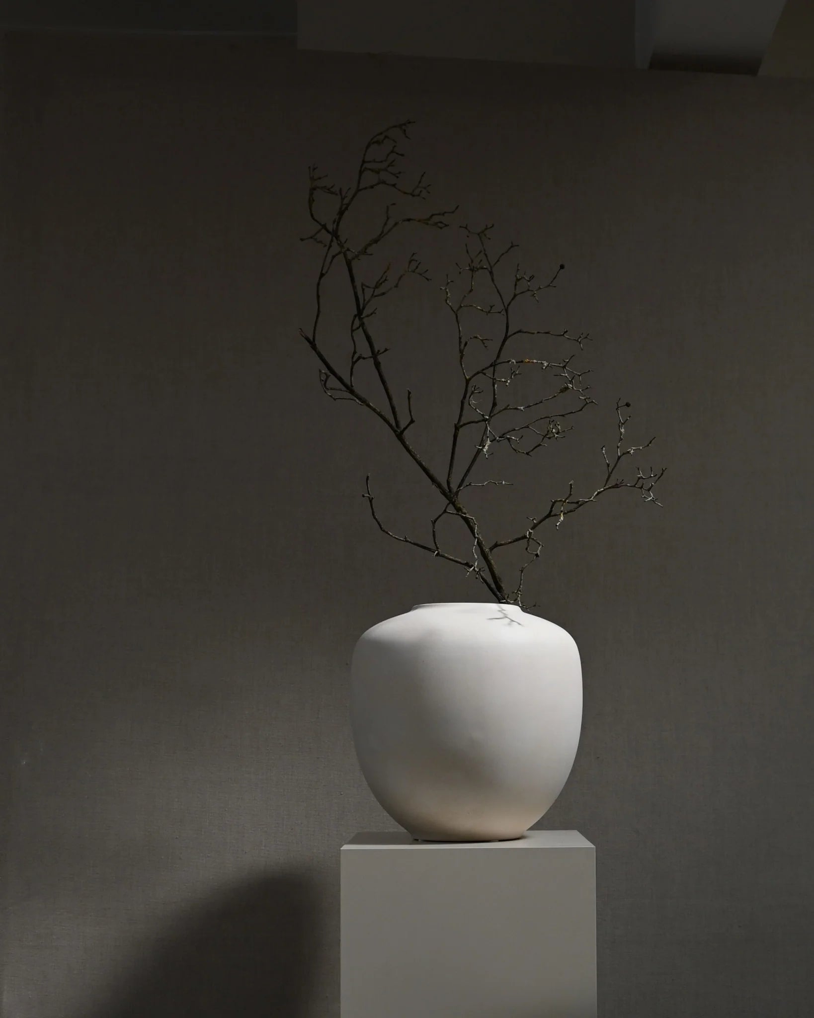 Sunao Vase, Medio - Birch