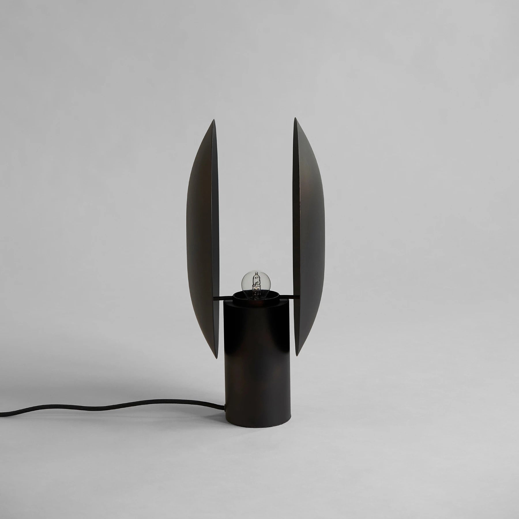 Clam table lamp - Burned Black